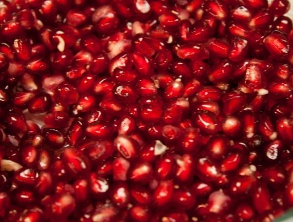 Nar pekmezi yaralar ve iltihaplara srlr.