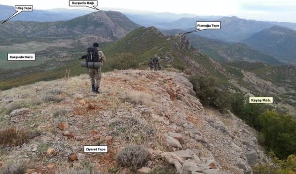 Yasad yaplarn ilerinde; ok miktarda EYP yapmnda kullanlm ve kesilmi tp bal, BT&#8217;ne ait dergi ve dokmanlar, BT mensuplarna ait eitli boylarda branda, afi ve fotoraflar BT &#8216;n simgeleyen bez paralar ele geirilmitir.