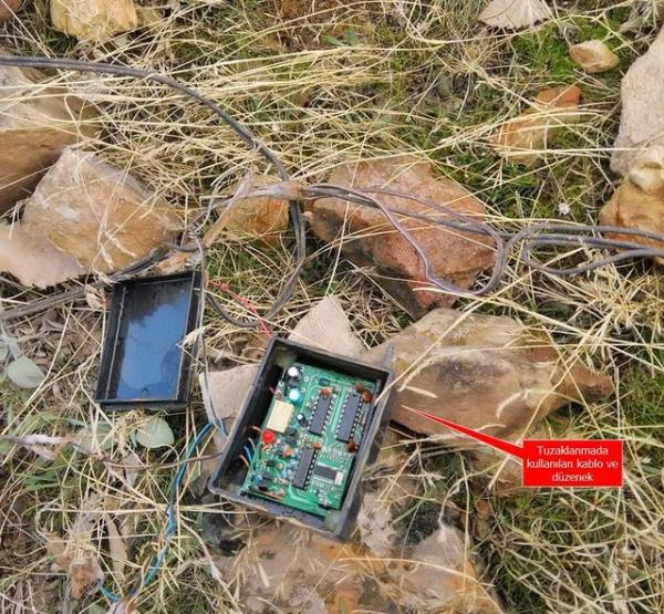 Dicle ilesi Kurunlu ve Grseda Tepe blgesinde icra edilen operasyon faaliyetinde;- cra edilen arazi arama ve tarama faaliyeti esnasnda Blc terr rgt (BT) mensuplar ile yaanan scak temas neticesinde...