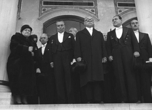 te Ulu nder Mustafa Kemal Atatrk'n ebedi istirahat yeri Antkabir'e yolculuundan kareler...