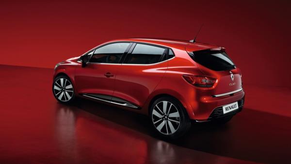 RENAULT'DAN 3 YILA VARAN SIFIR FAZ MKANI<br>  Renault'nun kasm ay kampanyas kapsamnda sfr faizli kredi, binek otomobillerde 15 bin lira kredi tutar ve 15 aya kadar, 36 bin lira kredi iin 12 aya kadar ya da 12 bin lira iin 36 aya kadar deme seenekleriyle kullanlabiliyor.