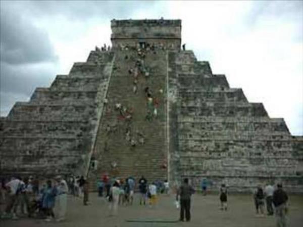 Mayalar dnyann sonuna 23 Aralk 2012'de(20+1+2=23) geleceine inanrlar.