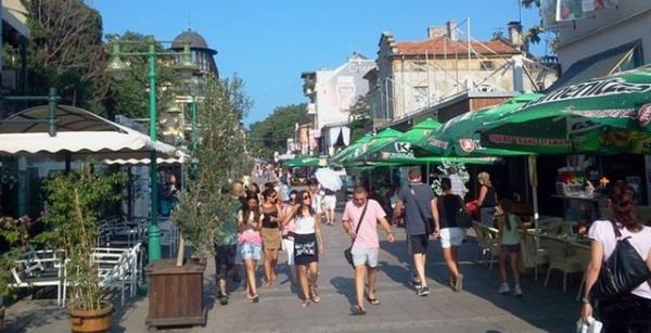 <p>48- BULGARSTAN </p>  <p>2015/ 3. EYREK: 40,144 </p>  <p>2014/ 3. EYREK: 40,029</p>