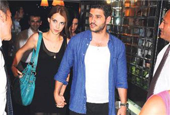 "ok kk yata almaya baladm. Camclk, berberlik gibi birok i yaptm. lkokuldayken pazarda su bile sattm...