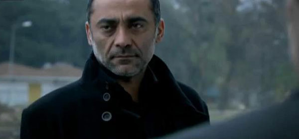 Kurtlar vadisi Pusu&#8217;da Nafiz karakterini canlandran Ergun Kuyucu oyunculua balamadan nce srail&#8217;den Amerika&#8217;ya doal ta ihra ettiini syledi.