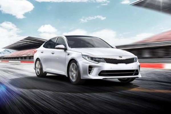 2000 ylnda MS kodlu kasa ile yollara kan kia optima, ikinci jenerasyonunu 2005 ylnda, son nesil temsilcisi ise 2011 ylnda retim bandndan indi. imdi ise 4. kasa kia optima yollara kmak iin hazrlanyor. uan Gney Kore &#8216;de Kia K5&#8217;in son kasas olarak sata sunulan ara, Avrupa versiyonu olan optima olarak da detayland.