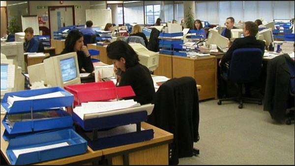 Memur ve derecesi:retmen 7/1<br>  2016 Ocak maa (TL):2.841<br>  Memur ve derecesi:Kaymakam 7/1<br>  2016 Ocak maa (TL):2.860