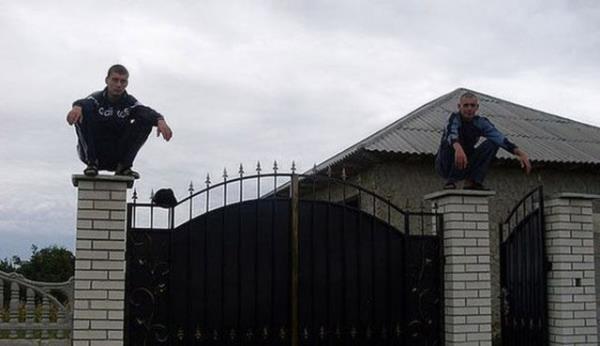 Gzleri yksektedir...