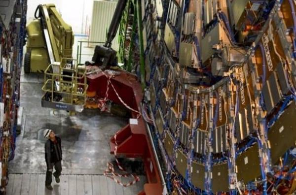 Sz konusu deneyin gerekletirimesi ise olduka karmak ilemler gerektiriyor.