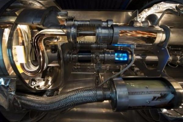 Deney erevesinde maddelerin elde edilmesi adna tnelin Gne'in ekirdeinin ssnn 4'te biri orannda sndn belirten uzmanlar, deneyin Byk Patlama'nn eksik paralarn tamamlayabileceini belirtiyor.