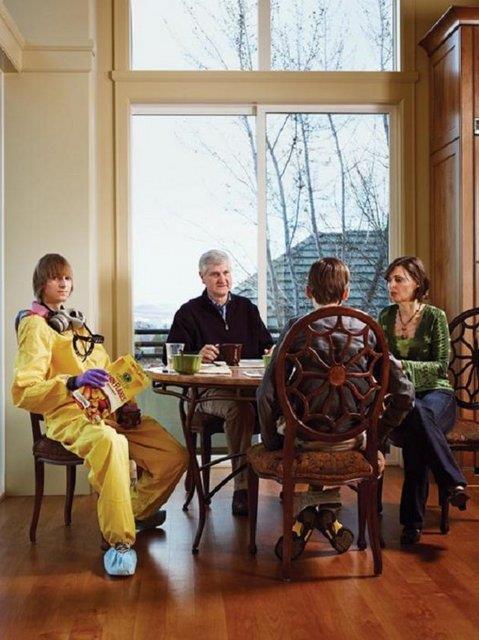 14 yandayken dnyadaki en gen baarl nkleer fizyon deneyini gerekletiren kii olma nvann kazanan Wilson, o gnden beri bilim dnyasnda bir ok prestijli dl kazanm.