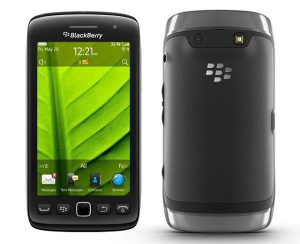 <p>BlackBerry Torch 9860</p>  <p>lemci: 1.2 GHz QC 8655</p>  <p>Kamera: 5 MP</p>  <p>Ekran: 3.7 in</p>  <p>letim sistemi: BlackBerry OS 7</p>  <p>Fiyat: 872-899 TL</p>