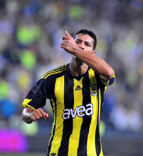 <p><b>Andre Santos</b></p>  5 milyon Euro <p>Corinthians - Fenerbahe</p>