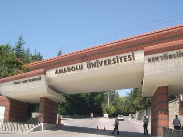 106- Anadolu niversitesi<br>  Trkiye