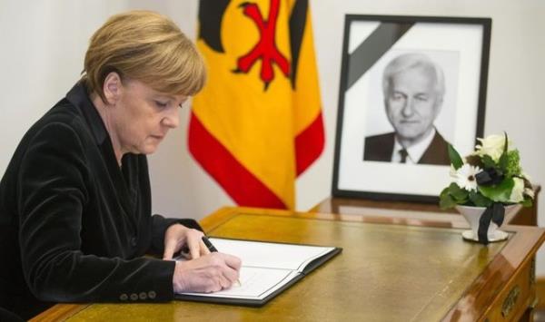Almanya Babakan Angela Merkel