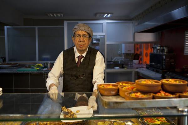 Lokantac(Mdr)-2010: 2.203-2015: 3.228