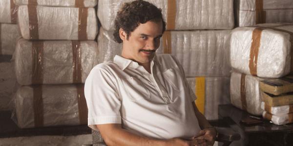 5 "Narcos"<br>Hi kukusuz ki NetFlix dizileri bu senenin en ok konuulan dizilerindendi. Uyuturucu baronu Pablo Escobar'n hayatnn anlatld Narcos da bunlardan biri.