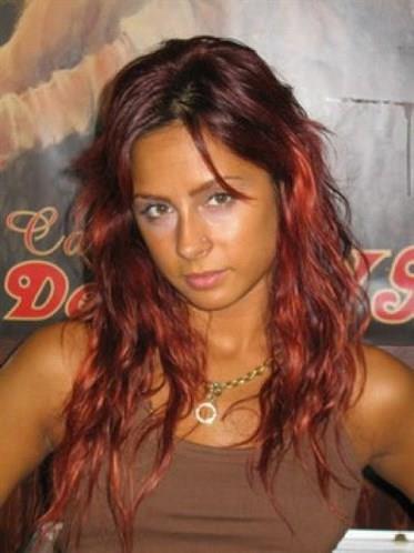 Yasemin (Grup Hepsi) 156 cm