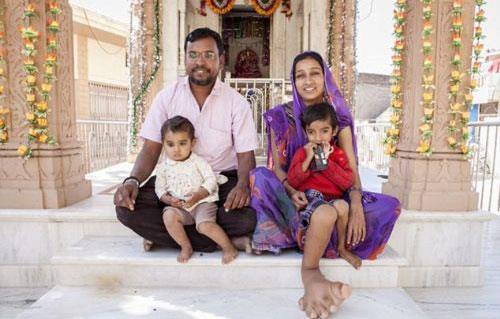 Mahallede arkadalar tarafndan hzl koamyor diye kendisiyle alay edildiini syleyen Verdant, herkes gibi yrmek istediini dile getirdi. Arkadalar oyun oynarken kendisini armadklarn belirten Verdant, "Ben de okula gitmek istiyorum, ama retmenler babama ocuun okula gelmesin demi".