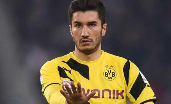 Nuri ahin<br>    "Trkiye tercihi benim iin bir seim deildi. Eve girip kapy kapattm zaman ben Trk'm"