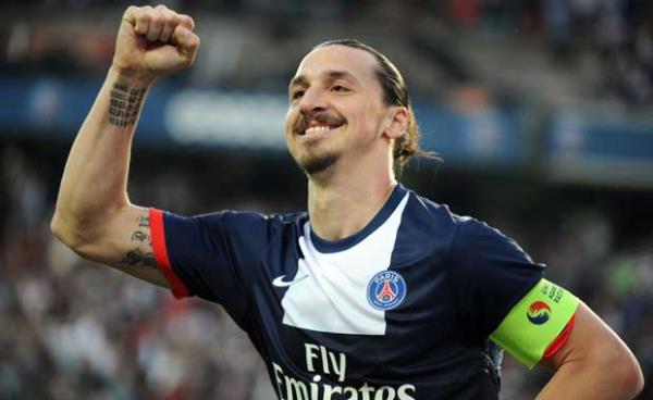 Zlatan brahimovic  <br>  "ou kii Messi dnyann en iyisi diyor, ama ben sahadayken o Playstation oynuyordu."