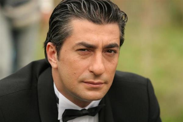 Erkan Petekkaya - 44