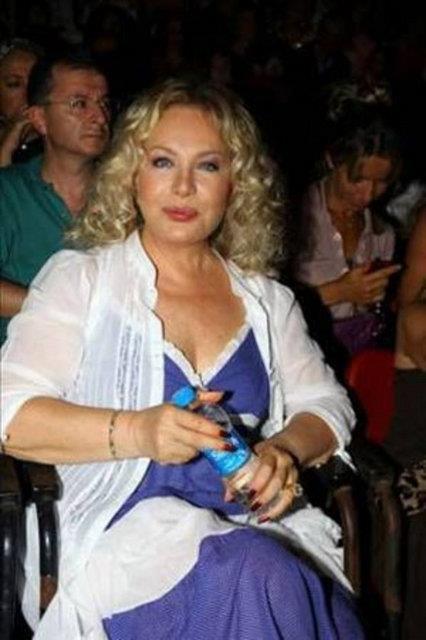 Emel Sayn - 69 yanda