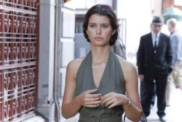 Beren Saat - 31