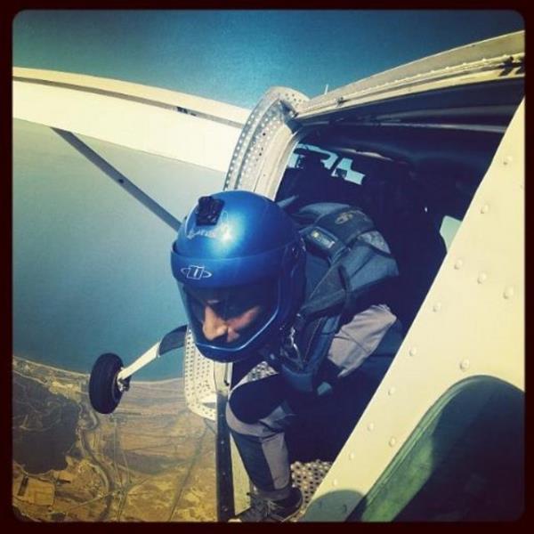 CAN BONOMO  Bir arakadaa bakp kacam dnya