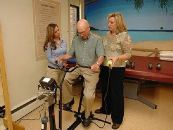 <p>11. FZYOTERAPST</p>  <p>Gnmzdeki ortalama yllk kazan: 82,390 dolar</p>  <p>2024'te ngrlen i pozisyonu says: 71,800</p>