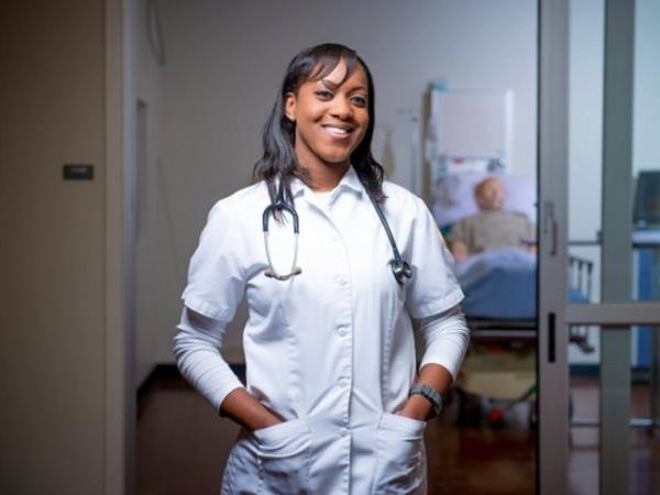 <p>1. KAYITLI HEMRELK</p>  <p>Gnmzdeki ortalama yllk kazan: 66,640 dolar</p>  <p>2024'te ngrlen i pozisyonu says: 439,300</p>