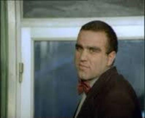 Gerek ad Yadigar Kuzu'di. Arkadalarnn deyimiyle 'Ay Yadigar'