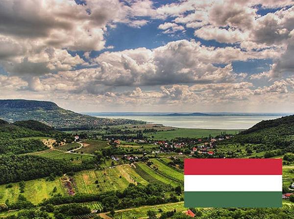 Macaristan, 40.7 saat